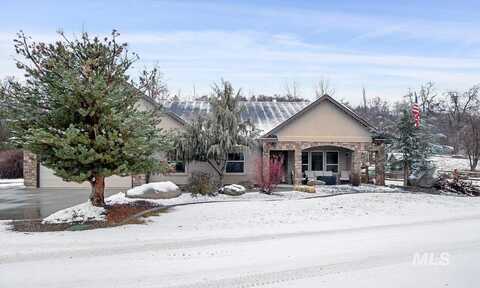 4 Branch Rd, Horseshoe Bend, ID 83629