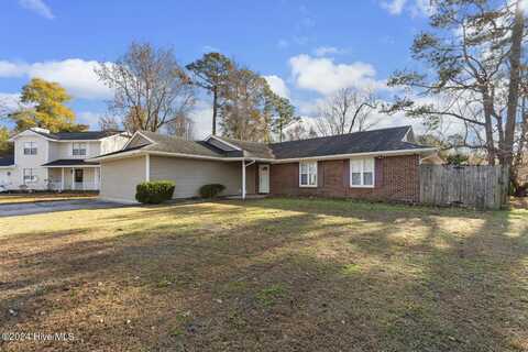 416 Sitton Place, Jacksonville, NC 28546