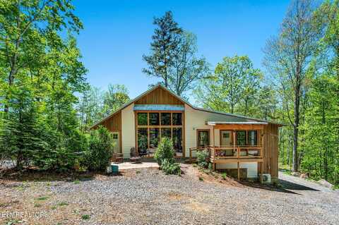 3719 Clabo Mountain Lane, Sevierville, TN 37862