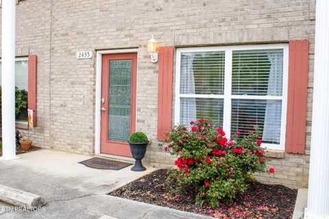 2435 Hallerins Court, Maryville, TN 37801