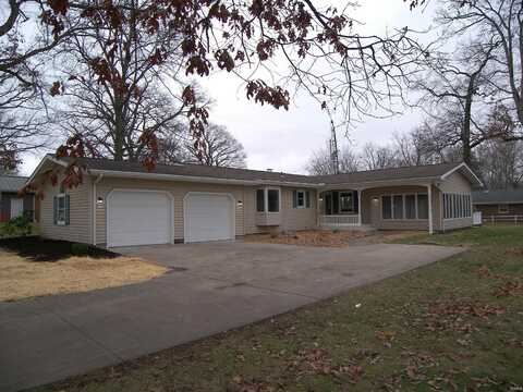 617 W Crystal Flash Road, North Webster, IN 46555