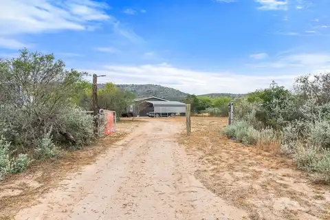 1140 PR 2415, Uvalde, TX 78801