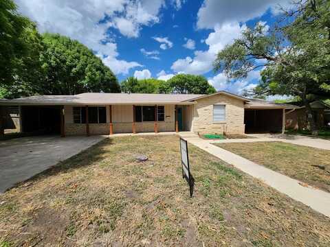 804 Bluebonnet Dr, Kerrville, TX 78028