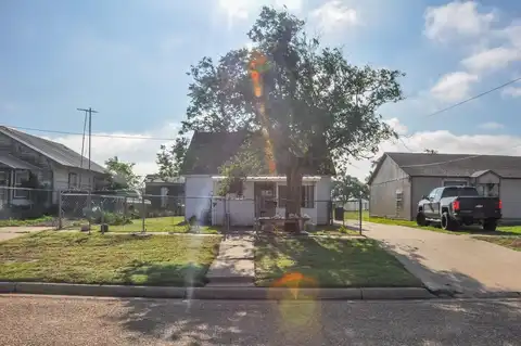 714 Elm Street, Plainview, TX 79072