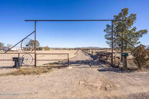 1095 Mustang Road, Vado, NM 88072