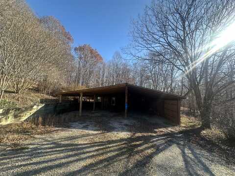 17 Barger Spur Rd Road, Burkesville, KY 42717