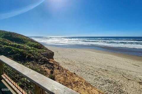 7509 NW Finisterre Avenue, Yachats, OR 97498