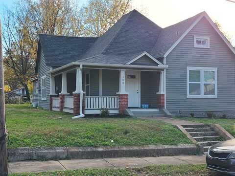 308 W KING, Jackson, TN 38301