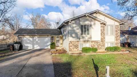 25 Countrywood Drive, Saint Peters, MO 63376