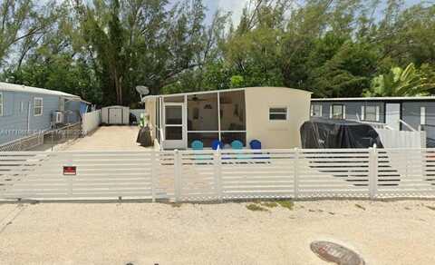 202 Buttonwood Ave, Key Largo, FL 33037