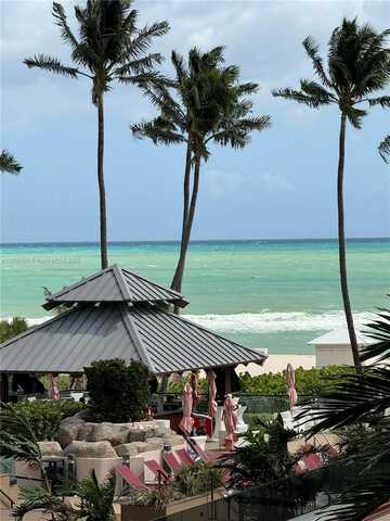 5161 Collins Ave, Miami Beach, FL 33140