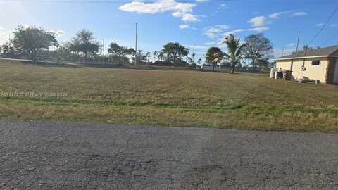 1418 NE, Cape Coral, FL 33909