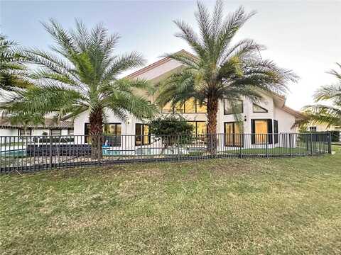 7720 NW 86th Way, Tamarac, FL 33321