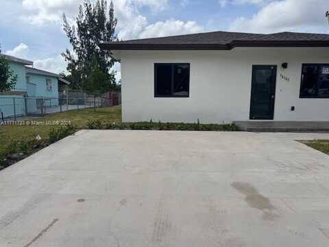 15167 NW Railroad Dr, Miami Gardens, FL 33054