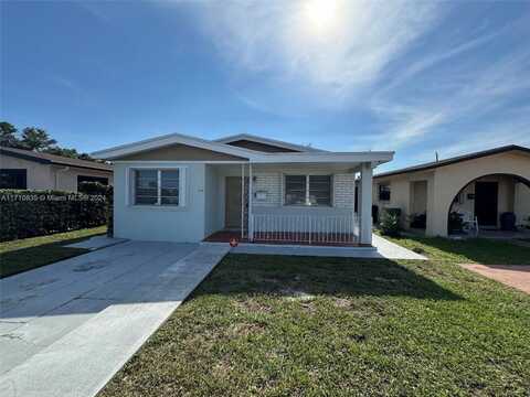 574 E 41st St, Hialeah, FL 33013