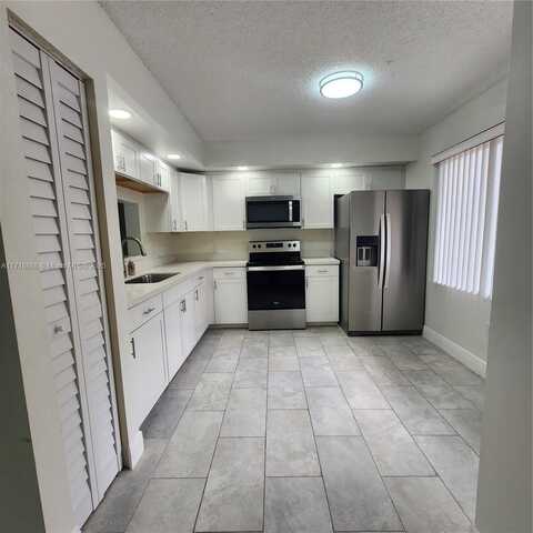 1351 SW 141st Ave, Pembroke Pines, FL 33027