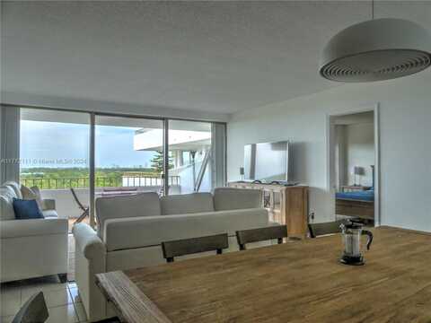 155 Ocean Lane Dr, Key Biscayne, FL 33149