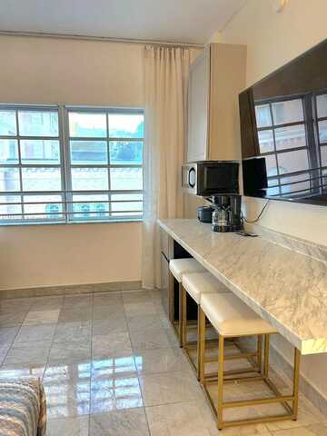 763 Pennsylvania Ave, Miami Beach, FL 33139