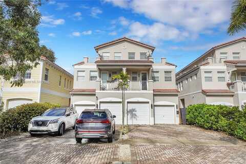 215 SW 11th St, Fort Lauderdale, FL 33315