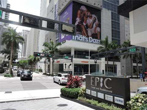 200 Biscayne Boulevard Way, Miami, FL 33131