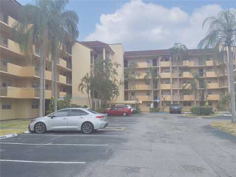 3955 N Nob Hill Rd, Sunrise, FL 33351