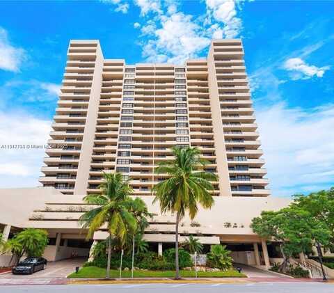 2555 Collins Ave, Miami Beach, FL 33140