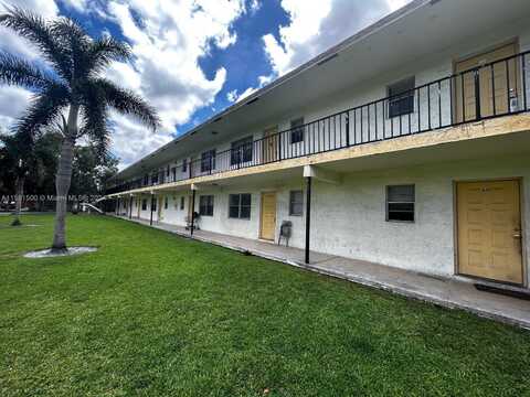 4160 NW 21st St, Lauderhill, FL 33313