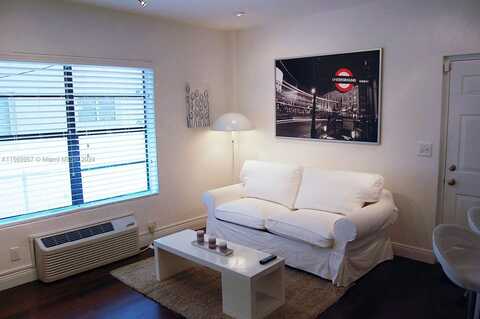 934 Michigan Ave, Miami Beach, FL 33139