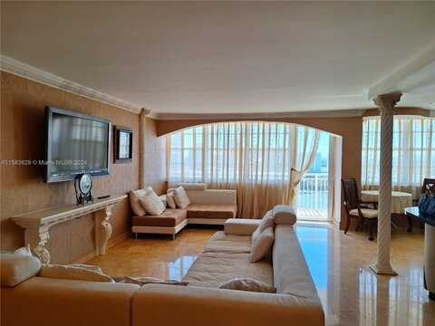 250 SE 174th St, Sunny Isles Beach, FL 33160