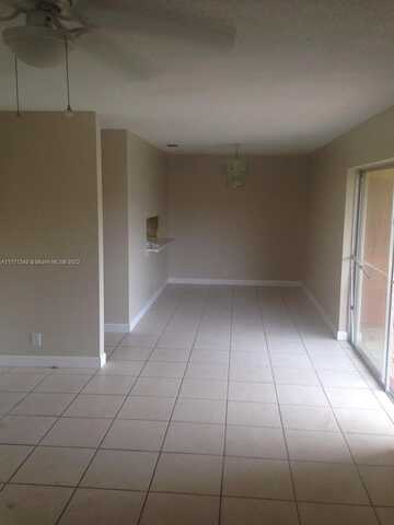 2713 NW 47th Ter, Lauderdale Lakes, FL 33313
