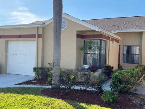 4581 Grand Cypress Rd, West Palm Beach, FL 33417