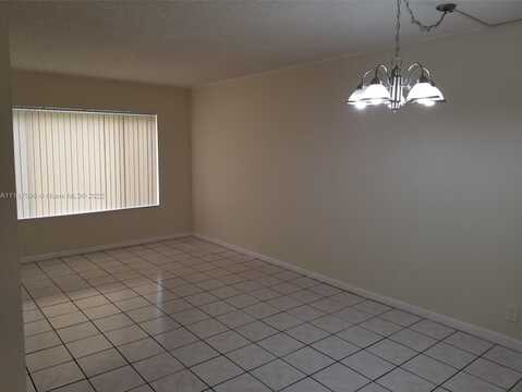 3232 NW 102nd Ter, Coral Springs, FL 33065