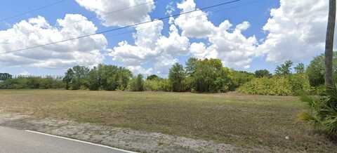 1702 NE 10th PL, Cape Coral, FL 33909
