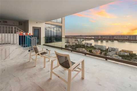 17901 Collins Ave, Sunny Isles Beach, FL 33160