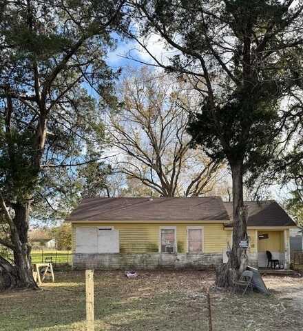 2110 Horn Road, Bay City, TX 77414