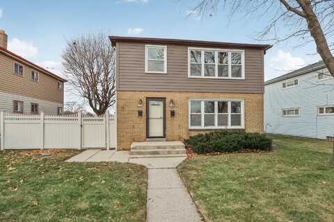 4349 S 20th St, Milwaukee, WI 53221