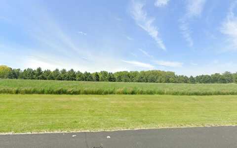 N909 Winds Way, Oconomowoc, WI 53066