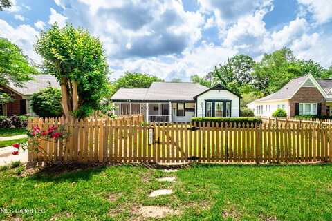 4081 Redwing Avenue, Jackson, MS 39216