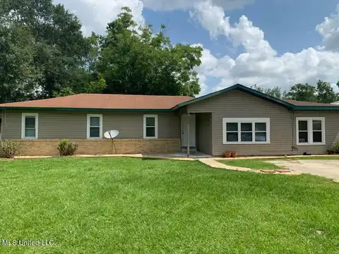 16232 Crestview Drive, Gulfport, MS 39503