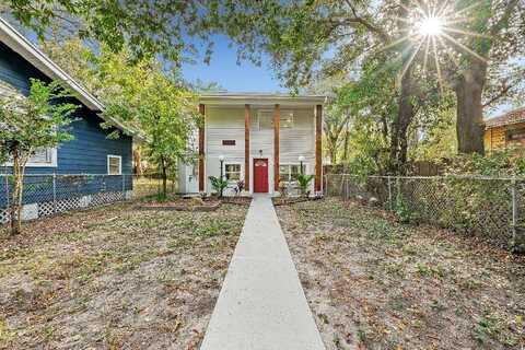 807 E GENESEE STREET, TAMPA, FL 33603