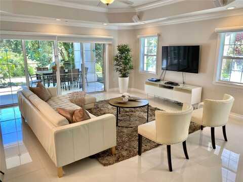 7652 WHISPER WAY, REUNION, FL 34747