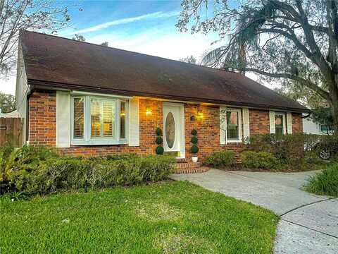 326 FERN CLIFF AVENUE, TEMPLE TERRACE, FL 33617