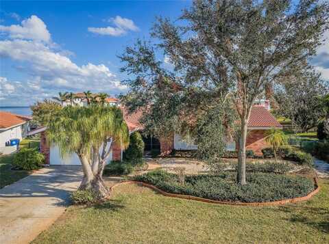 2084 IOWA AVENUE NE, Saint Petersburg, FL 33703