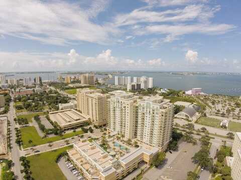 800 N TAMIAMI TRAIL, SARASOTA, FL 34236
