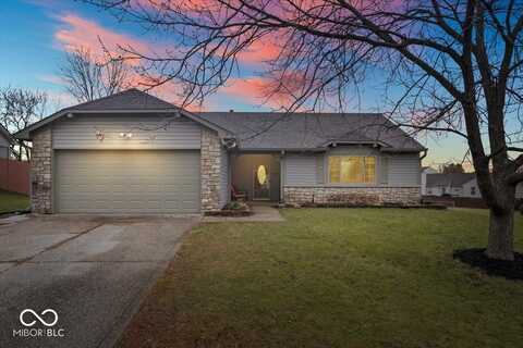 7360 Southern Lakes Drive, Indianapolis, IN 46237