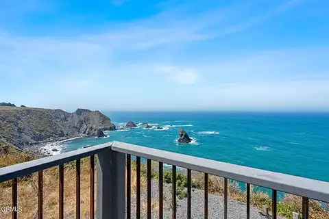 Navarro Bluff, ALBION, CA 95410