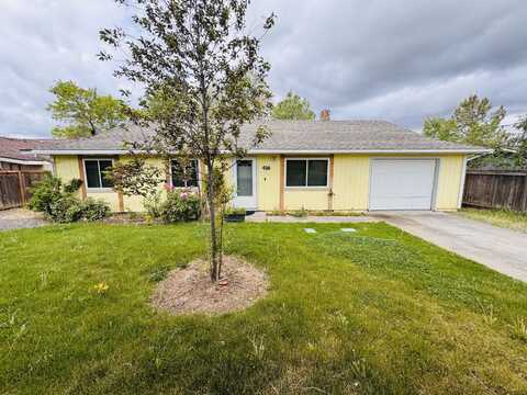 416 NE 10th Street, Madras, OR 97741