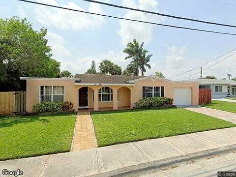 18Th, Lake Worth, FL 33460