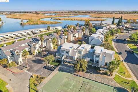 Wells, OAKLEY, CA 94561