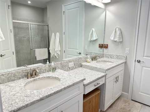 Plateau, BRADENTON, FL 34203
